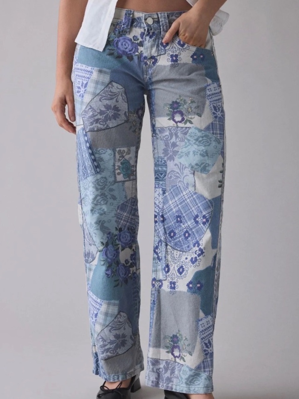 BDG Urban Outfitters Kayla Canvas Low Rise Patchwork Print Pants-Size 32
